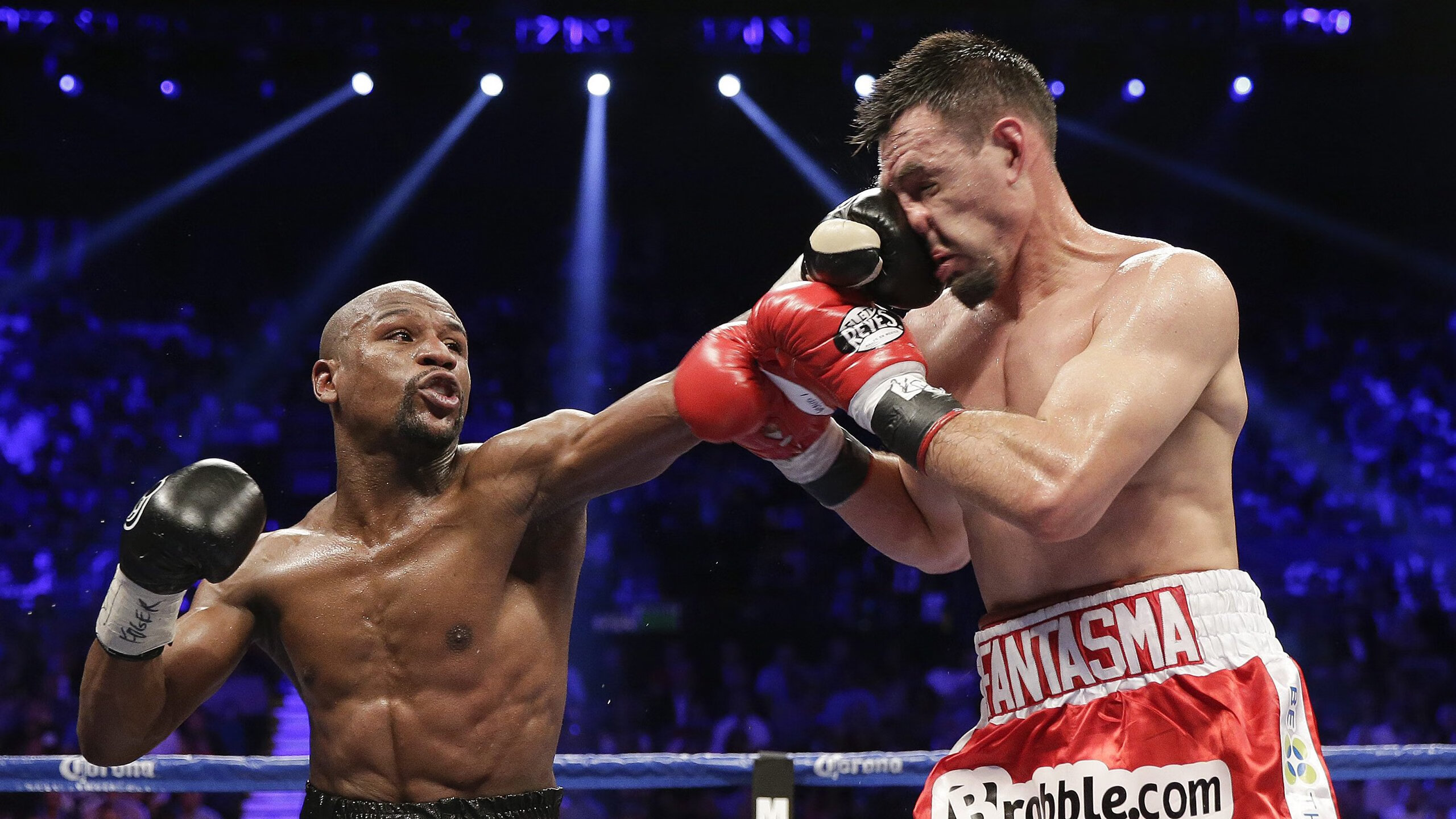 欧冠凌晨焦点！卡拉巴赫主场欲演“黑马奇迹”，切尔西客场能否止颓？